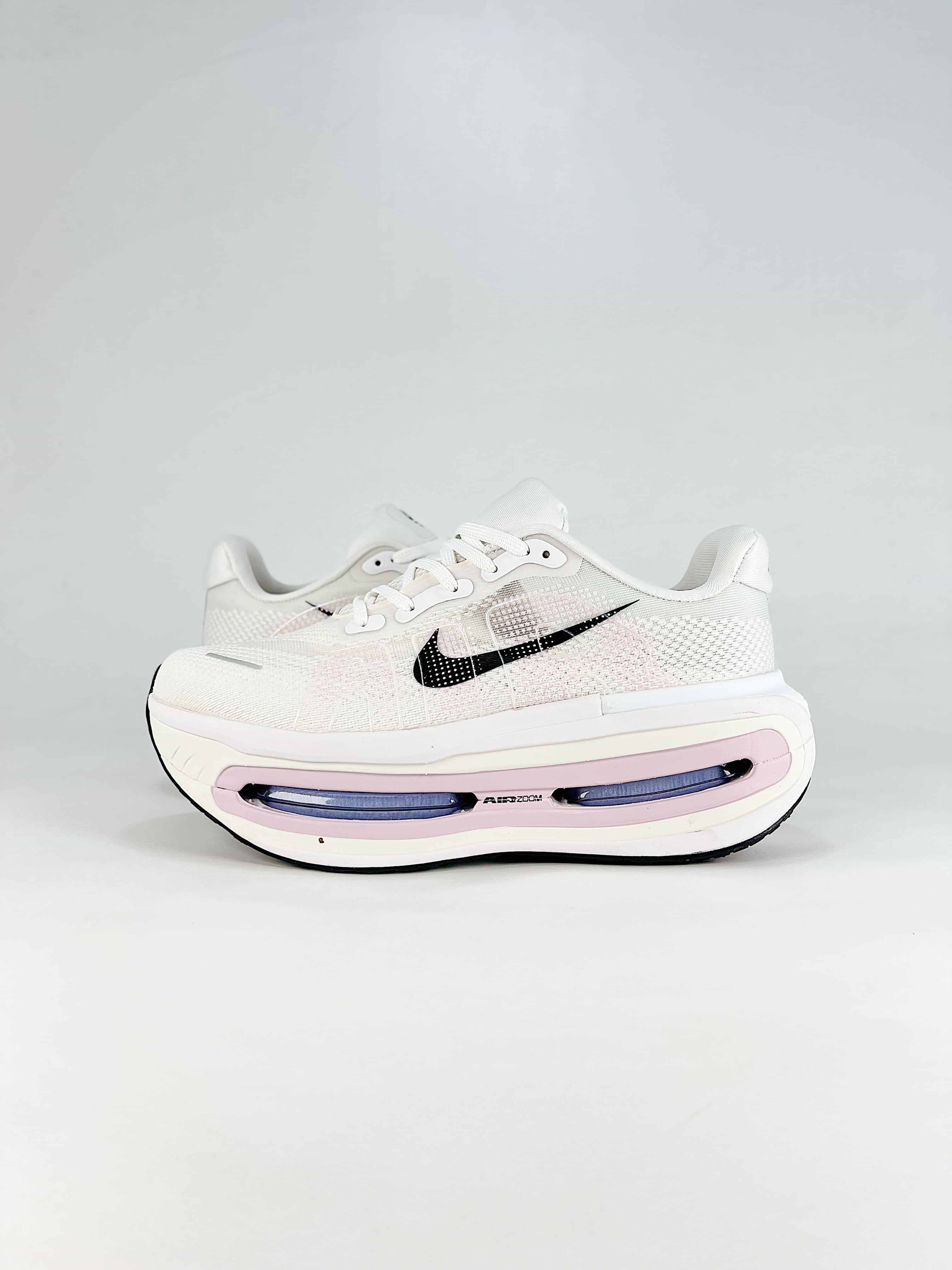 Nike Vomero 19 Premium ClassicVersatile Style No. HM5973 103