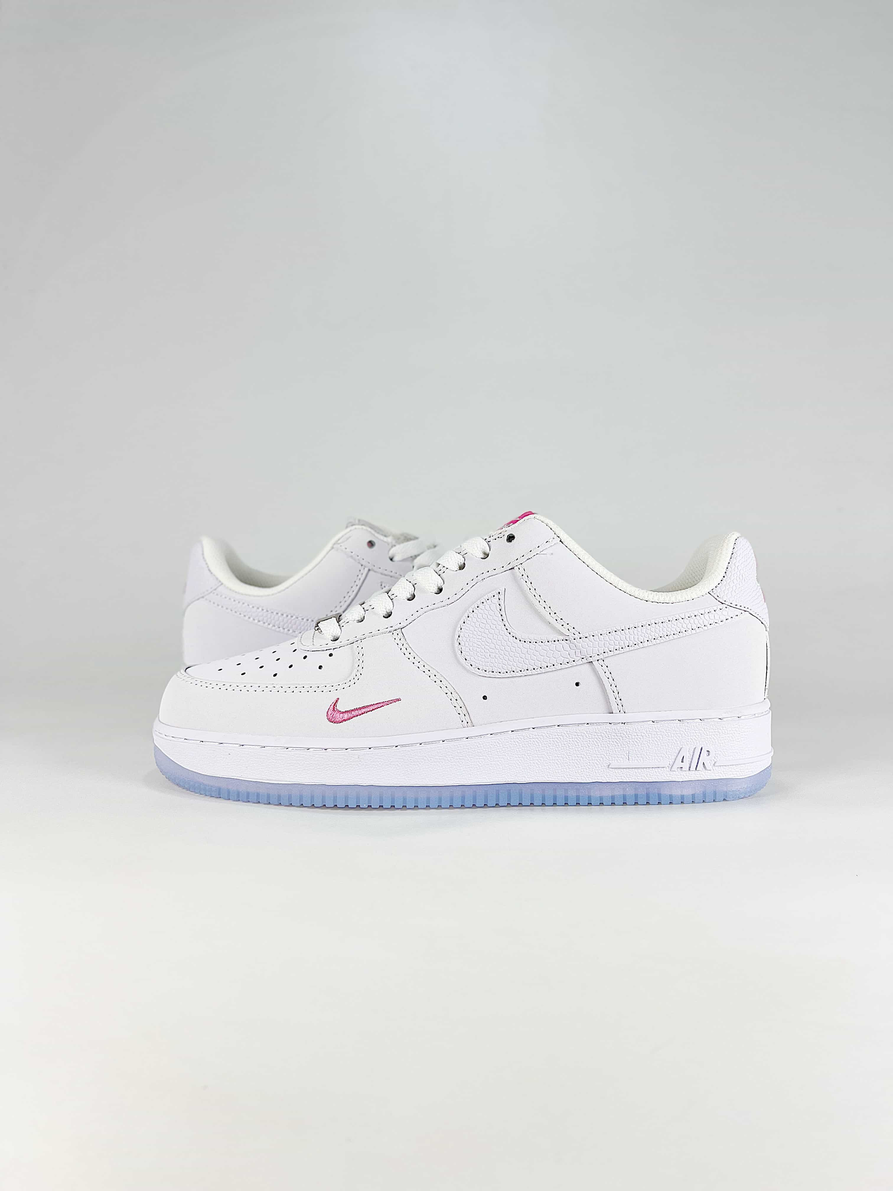 Nike Air Force1 07 low Style No. IV4453 100