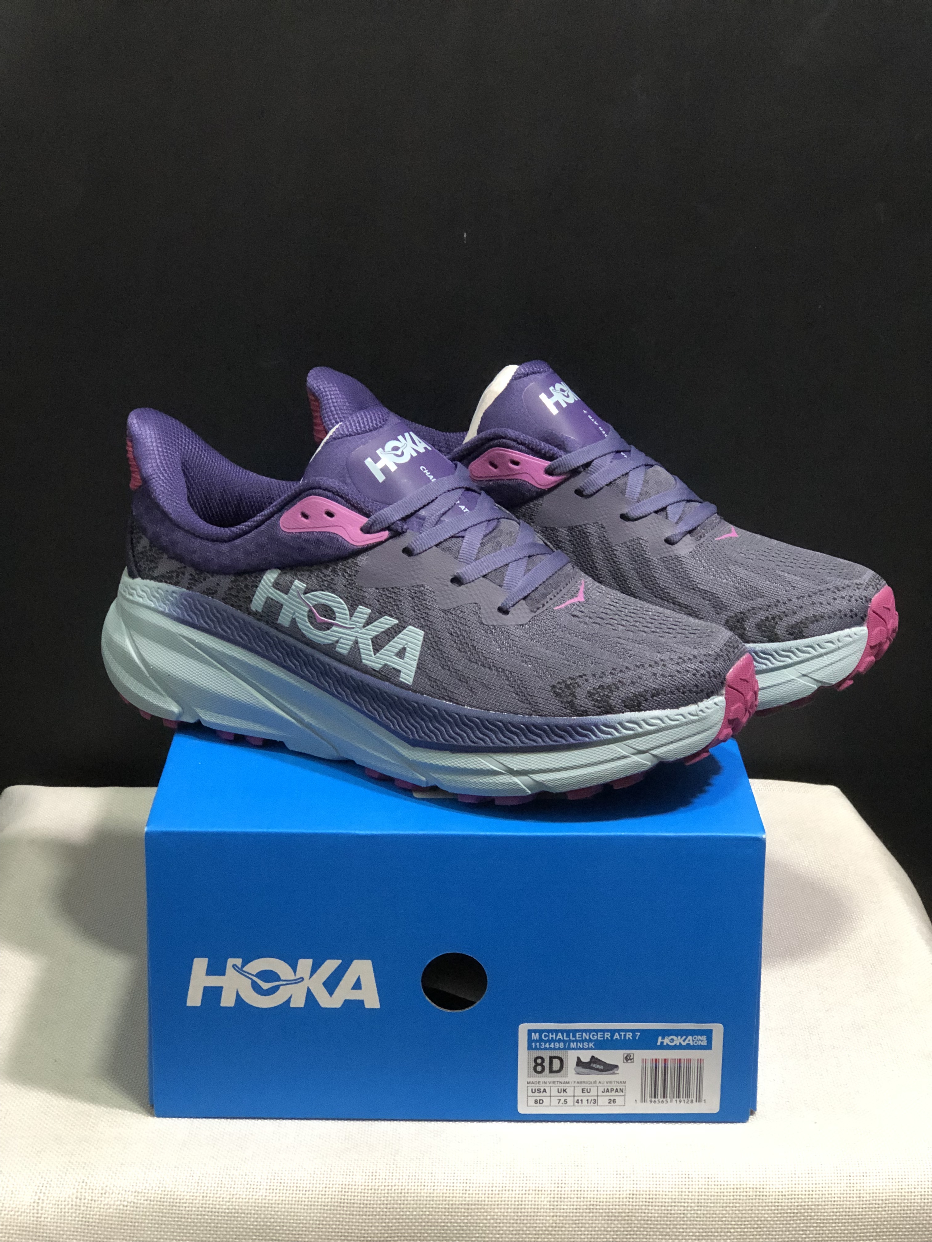 HOKA One Challenger 7