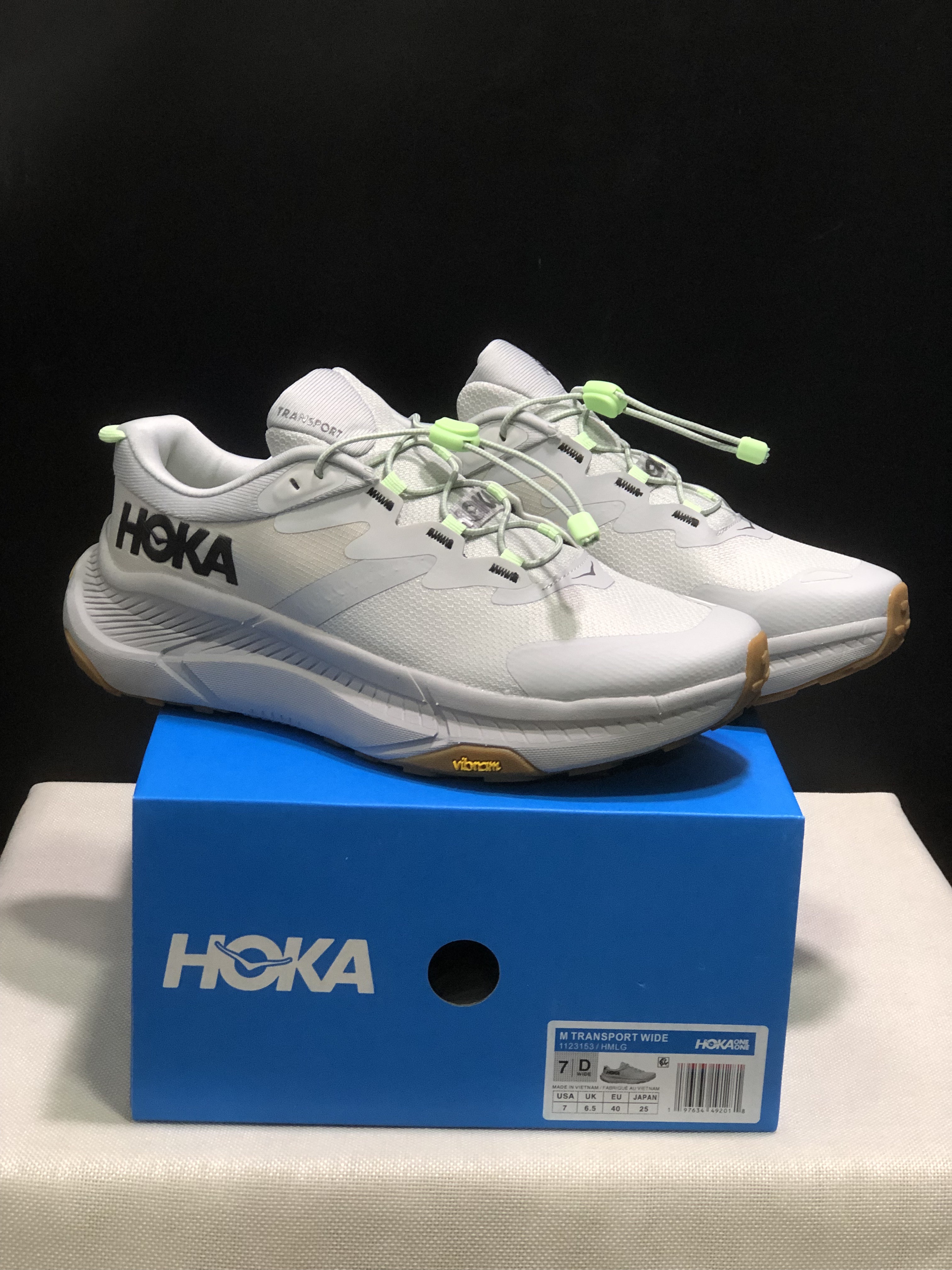 HOKA One One Transport