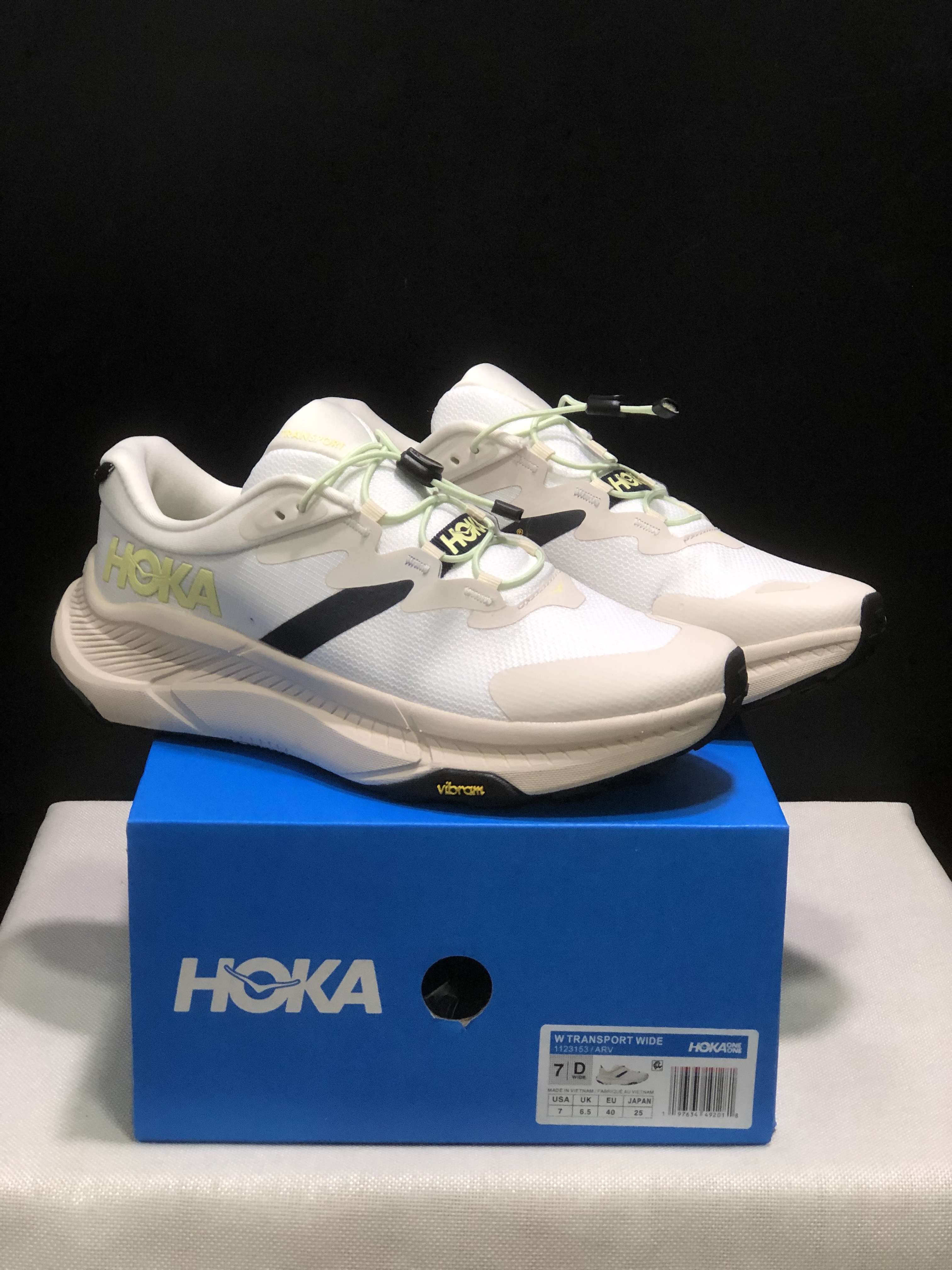 HOKA One One Transport
