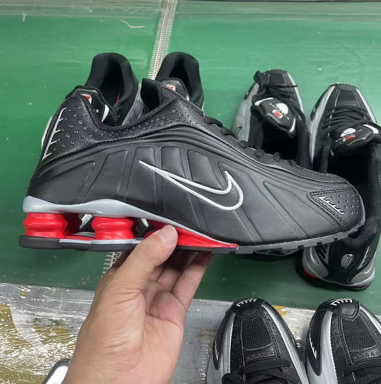Nike Shox R4 36-45