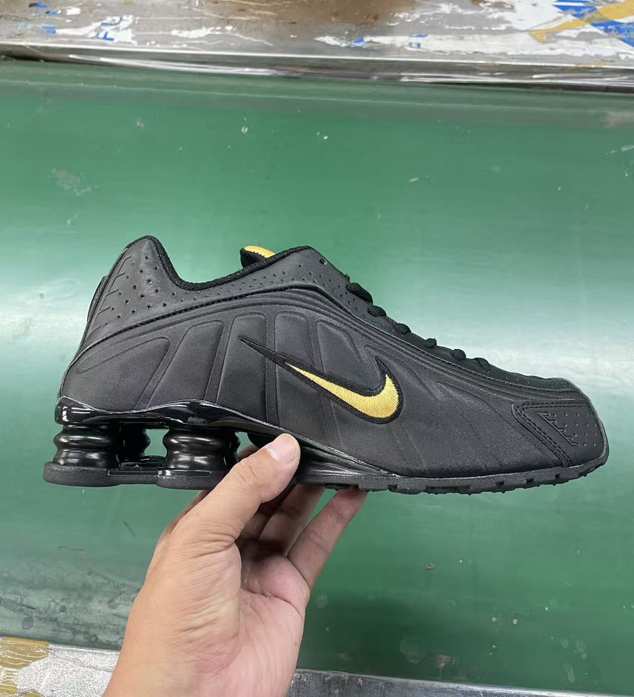 Nike Shox R4 36-45