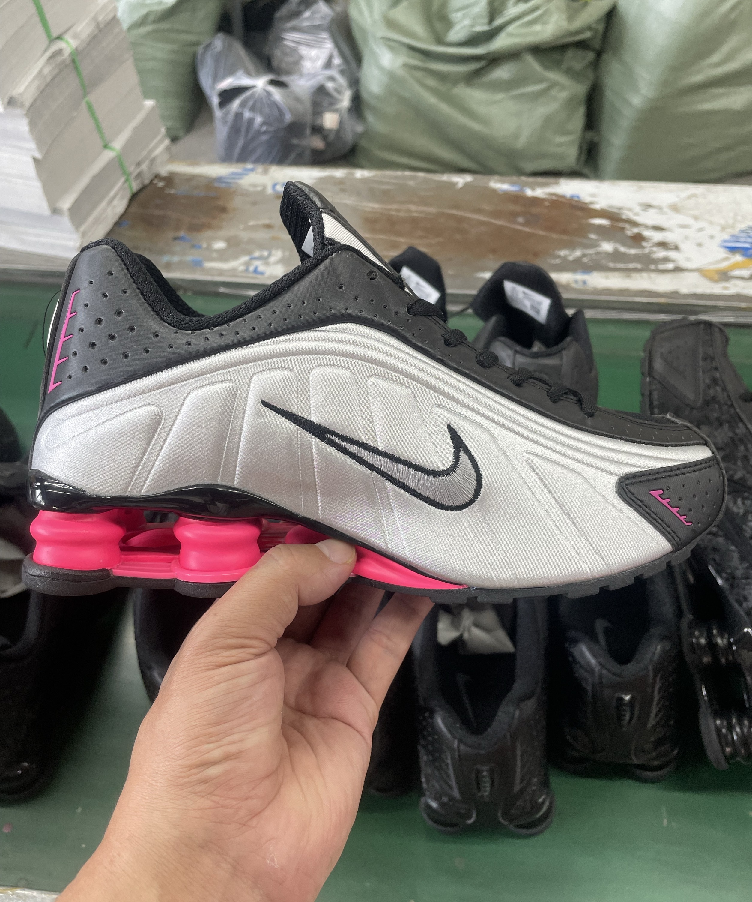 Nike Shox R4 36-41