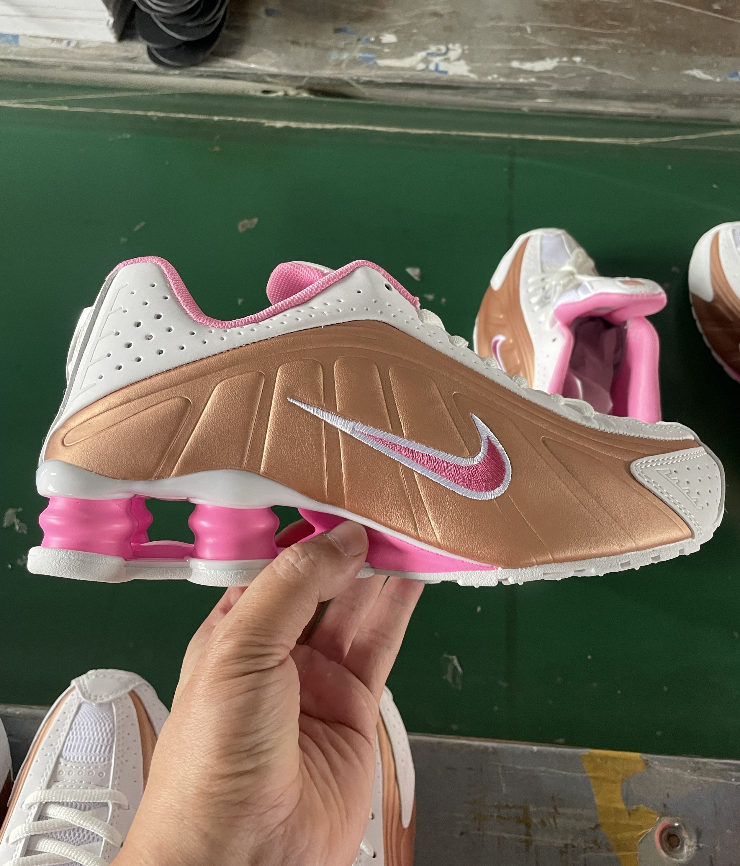 Nike Shox R4 36-41