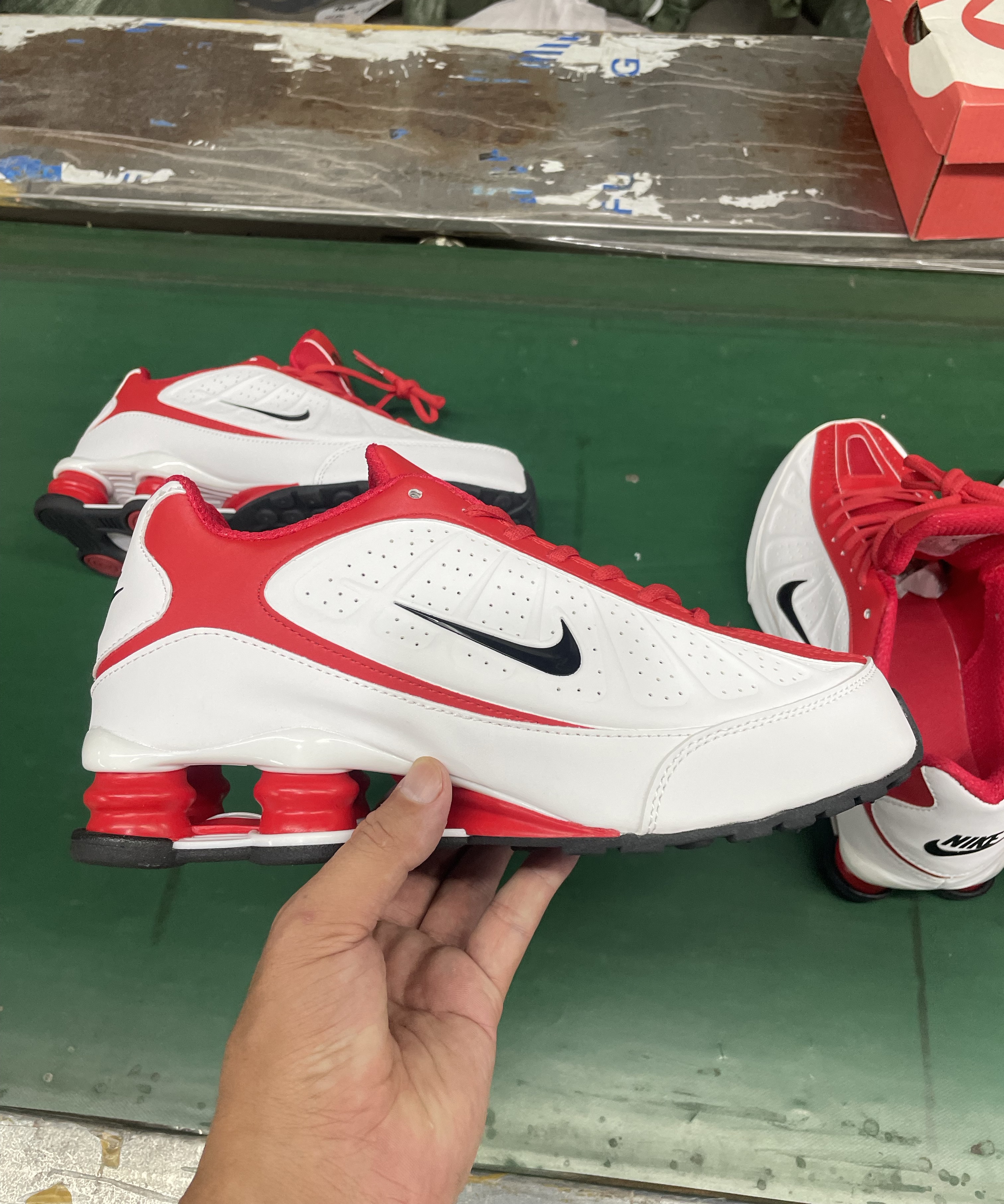 Nike Shox R4 36-45