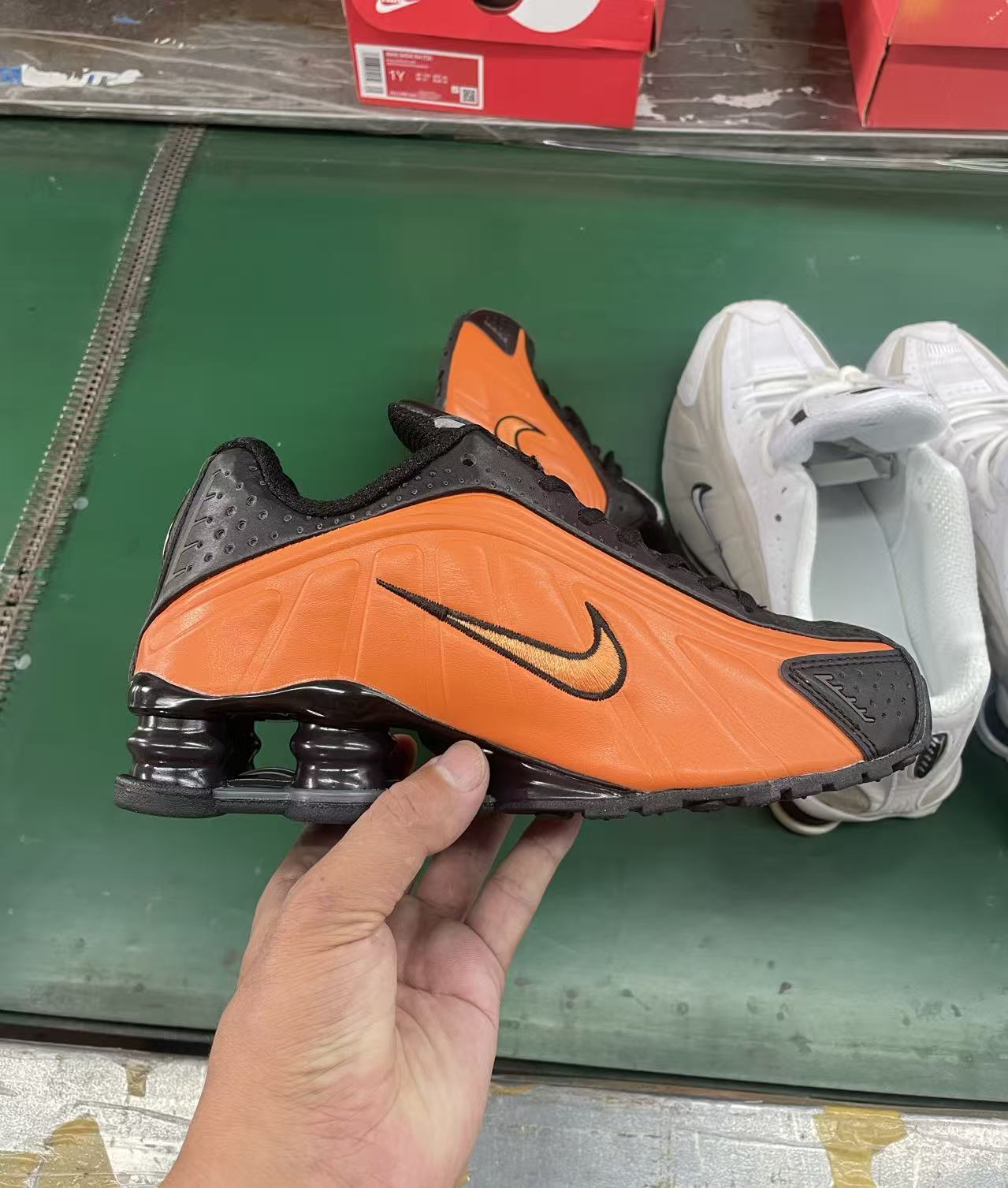 Nike Shox R4 36-45