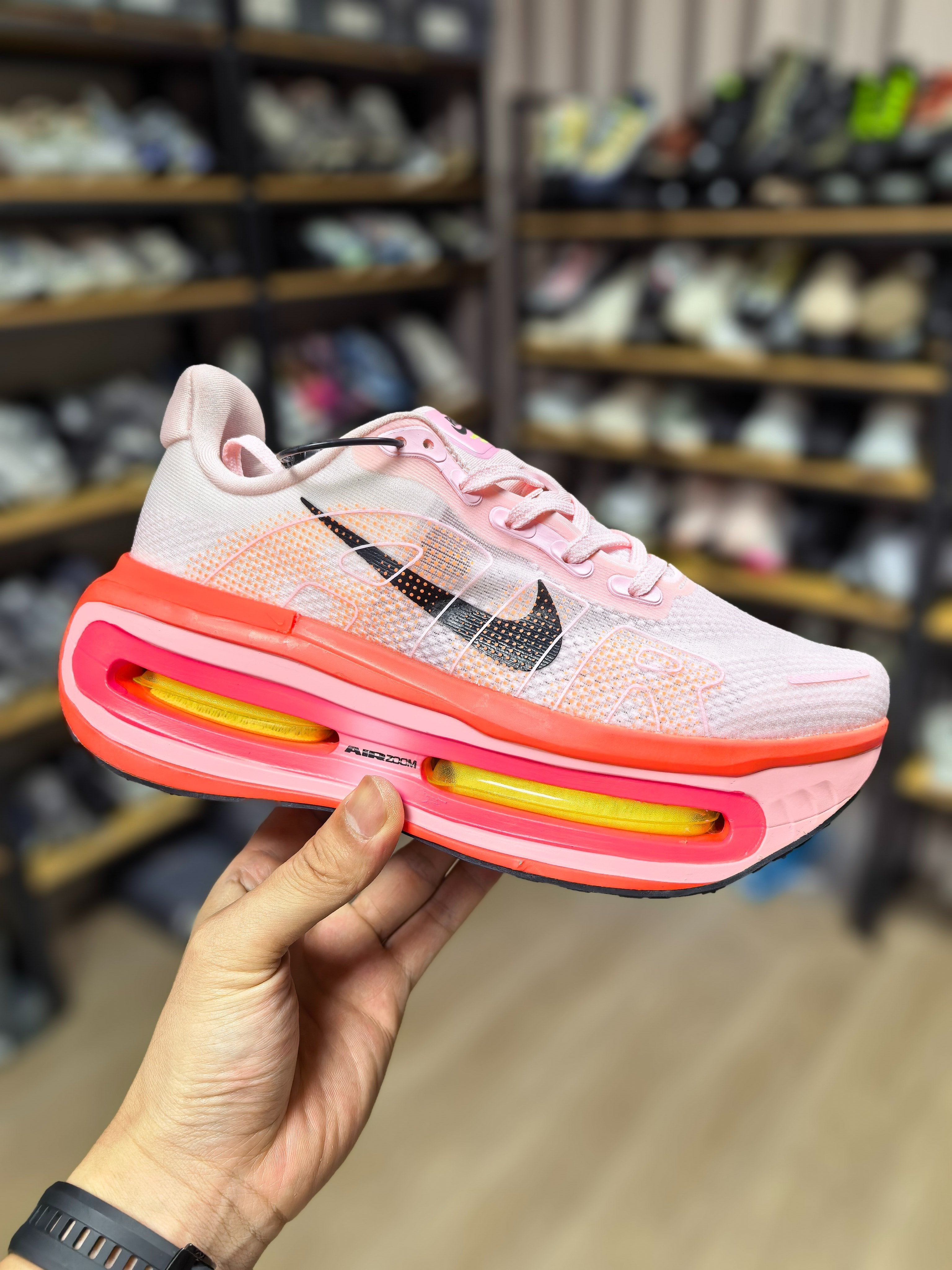 Nike Vomero 20-99