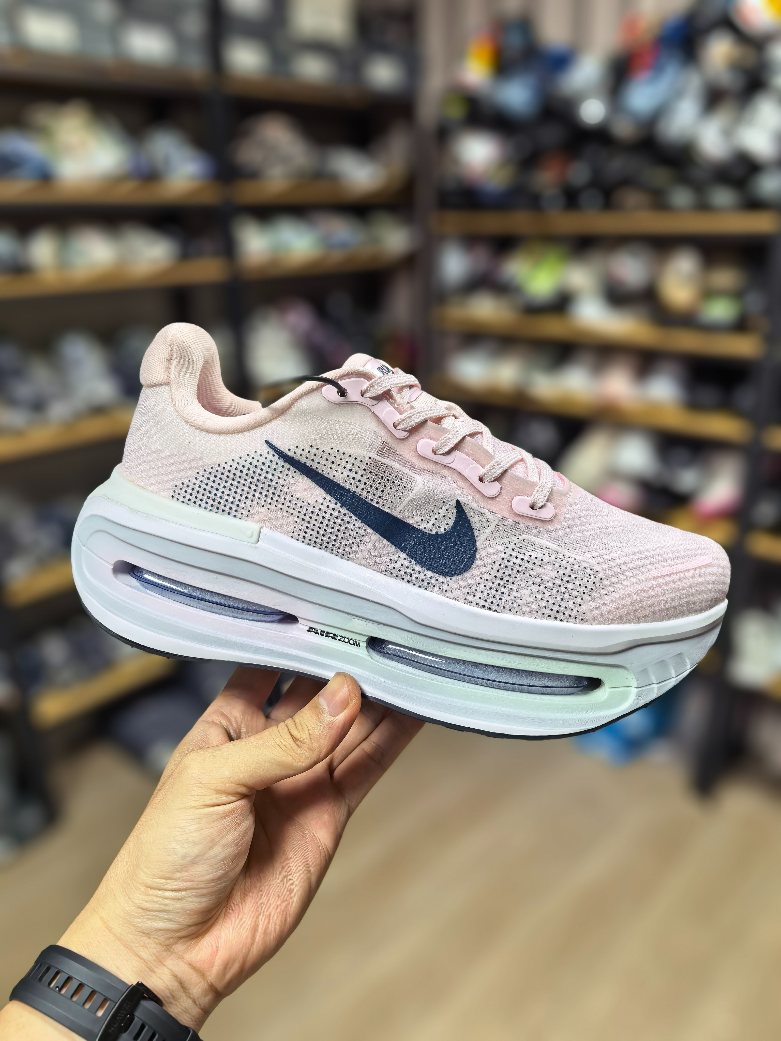 Nike Vomero 97-60