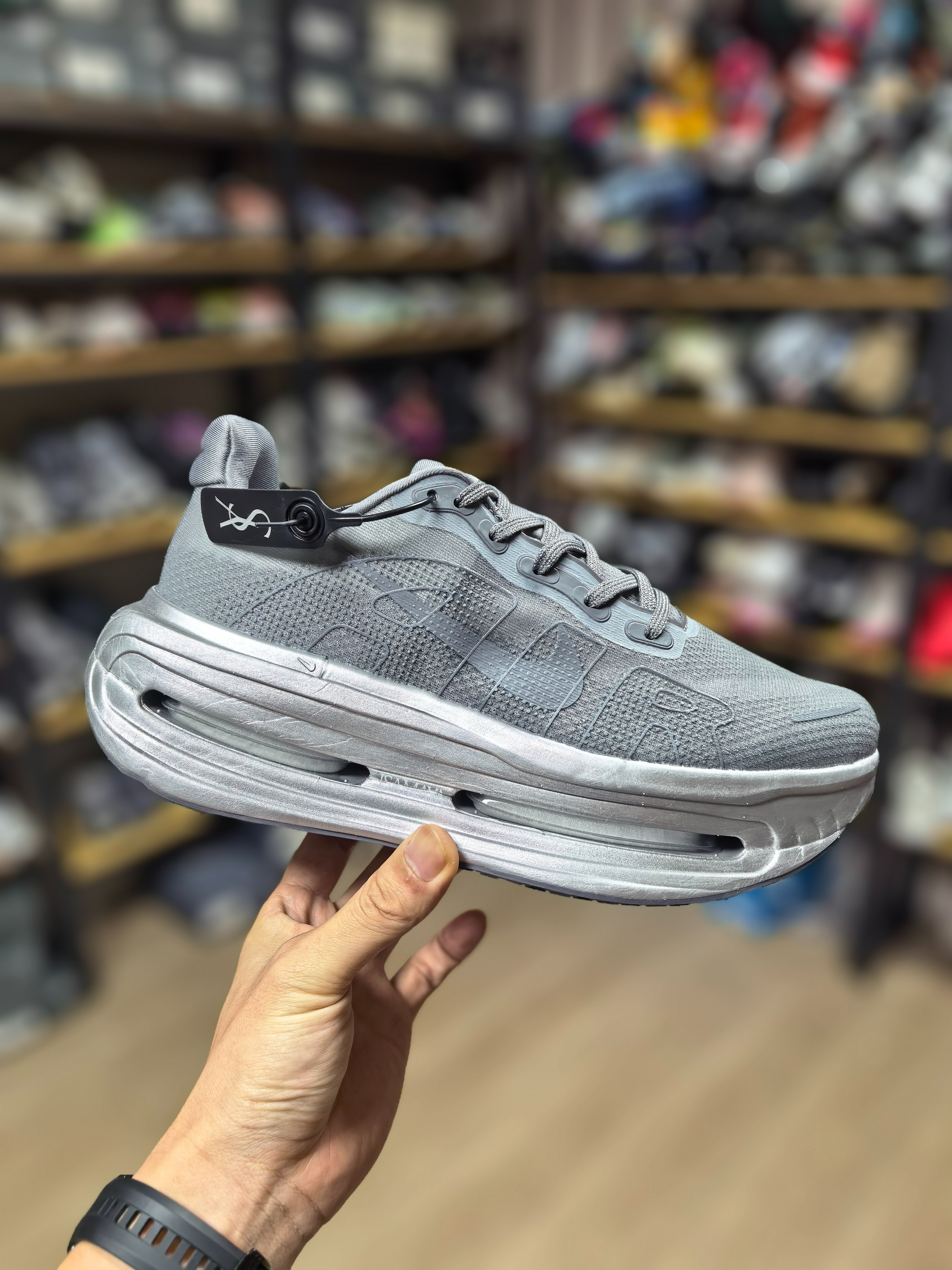 Nike Vomero 19-84